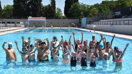 Çocuklar hem eğleniyor hem spor yapıyor