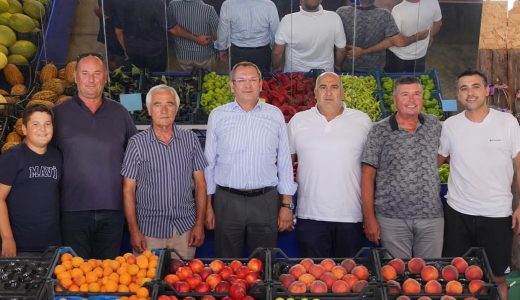 Başkan Mesut Ergin Altınova’da Vatandaşlarla Buluştu: “Dayanışmayla Bir Arada Olmaya Devam Edeceğiz”