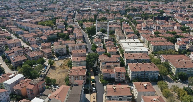 Başkan Akın, vatandaşın yol çilesini bitiriyor
