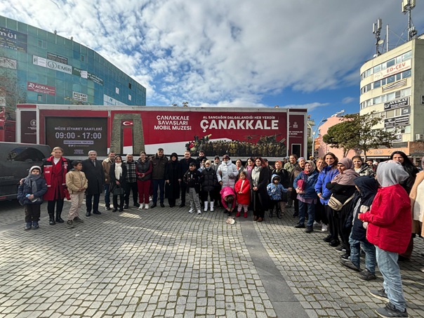 Çanakkale Savaşları Mobil Müzesi Edremit’te
