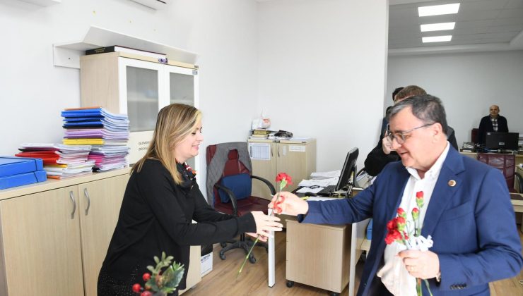Başkan Şehirli’den kadın personele 8 mart ziyareti