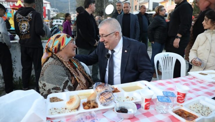 Başkan Ertaş, Altınoluk’ta vatandaşlar ile iftar sorfasında buluştu