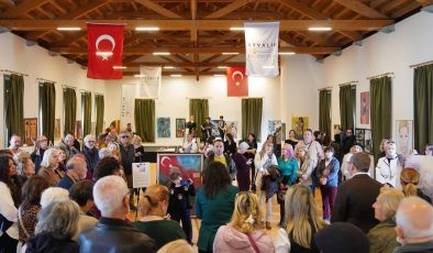 Kadın Gözüyle Bir Renkte Direnç Sergisi açıldı