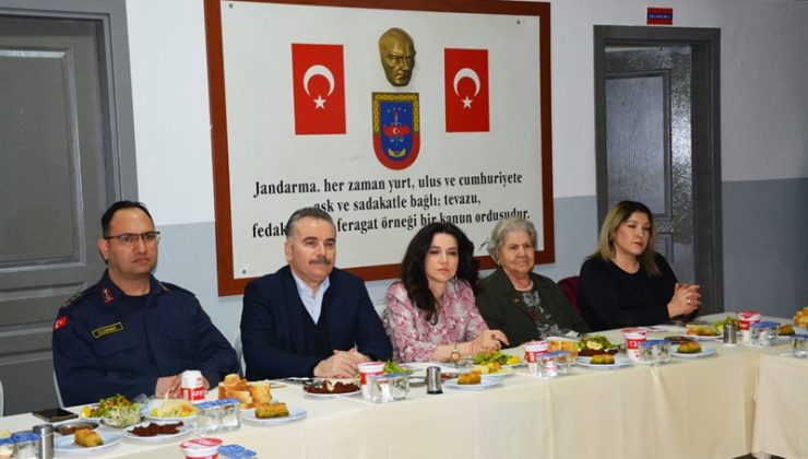 Şehit Üsteğmen İsmail Moray için hayır yemeği düzenlendi