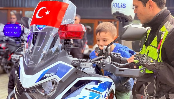 Edremit Emniyeti’nden geleceğin polislerine eğitim