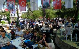 Binlerce kişi baharı coşkuyla karşıladı