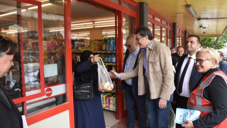 Ensar Aytekin Edremit’te vatandaşın nabzını tuttu
