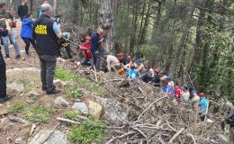 Sarp kayalıklardan acı tahliye