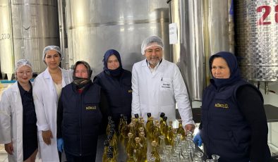 Bakan Yumaklı Ayvalık’ta zeytinyağı üretimini inceledi: Markalaşma vurgus