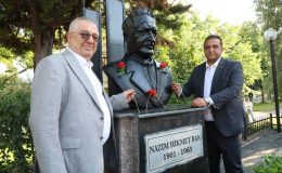 Edremit’te Nazım Hikmet anıldı