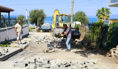Burhaniye’de üstyapı seferberliği: Yol çalışmaları dört bir koldan sürüyor