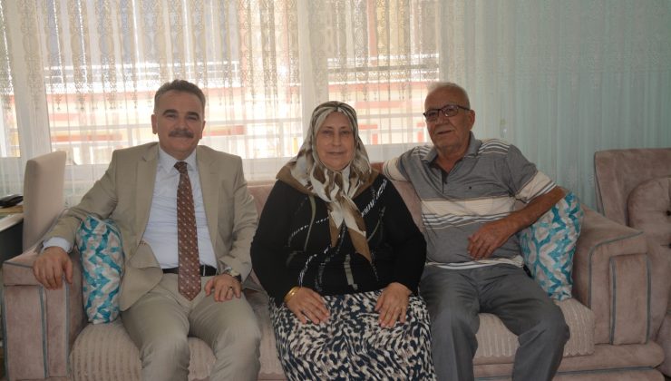 Edremit Kaymakamı Ahmet Odabaş’tan Babalar Günü’nde şehit ailelerine anlamlı ziyaret