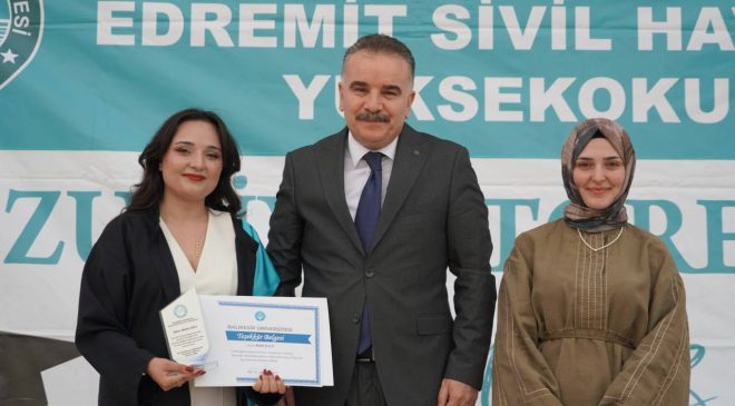 Edremit Sivil Havacılık Yüksekokulu’nda mezuniyet coşkusu yaşandı