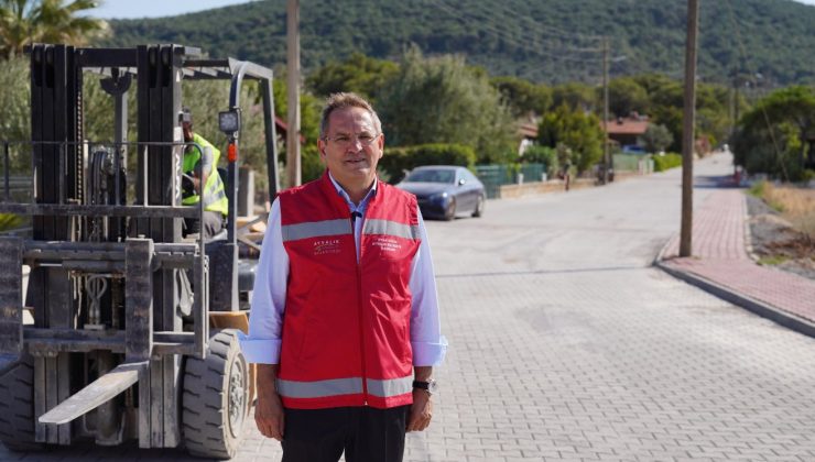 Ayvalık’ta yol ve kaldırım seferberliği sürüyor