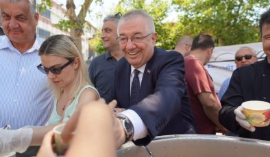 Akçay kordonda aşure bereketi