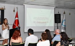 Uluslararası Balıkesir Aromaterapi Festivali’nde ölmez çiçeğin kozmetik potansiyeli konuşuldu