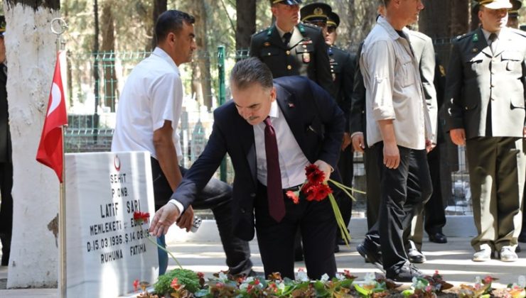 Edremit’te 15 Temmuz Demokrasi ve Milli Birlik Günü’nde şehitlerimiz dualarla anıldı