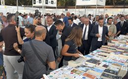 8. Edremit Kitap Fuarı Kitapseverlere kapılarını açtı