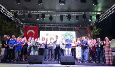 Edremit Kitap Fuarı sona erdi