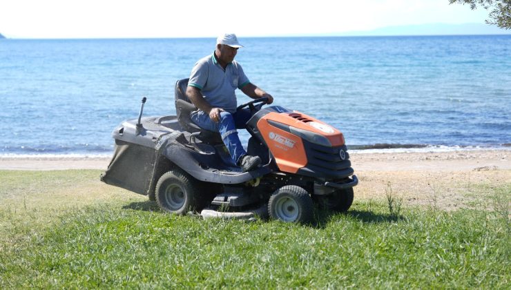 Burhaniye Parkları güzelleşiyor