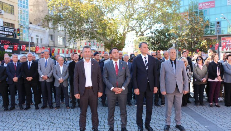 Edremit’te Muhtarlar Günü törenle kutlandı