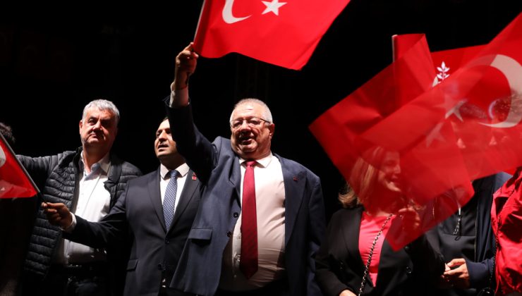 Edremit’te Cumhuriyet Bayramı coşkuyla kutlanacak